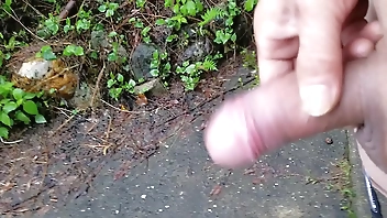 よく見えるようにチンポアップオナニー