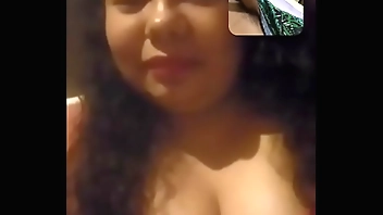 le muestro la verga a señora por videollamada