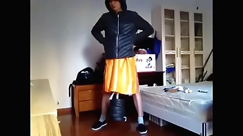 这是吊功，属于气功一种，现在很少人继承了，色欲是夺命鬼，精满不思淫，交而不谢