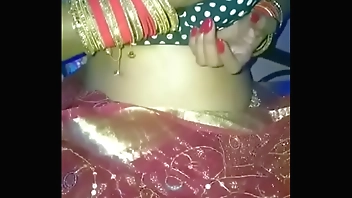 नयी नवेली दुल्हन अपने पति के लिए हिन्दी आडियो के गंदी गाली वाली विडियो बनायी