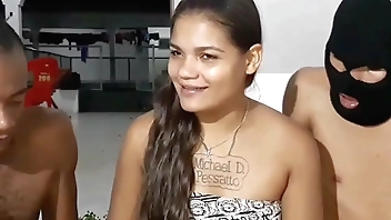 Trailer tigresa convida um negão e um novinho em sua casa para fazer aquele sexo gostoso rolou até DP gozada na boca gozada na buceta gozada no cu