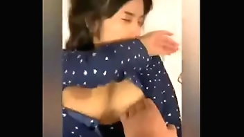 I have a big tits colleague to eat and go to bed without wearing a bra - xxemgai.com