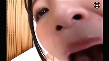 巨乳美女があなたの顔を舐め尽くす