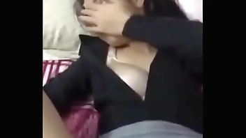 Pinay nasarapan sa maliit