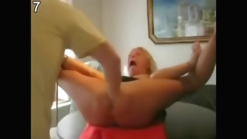 Funny scream and t. , y gritos castigo divertido