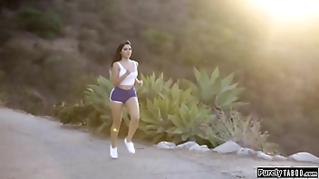 Brunette picked up and fuck photographer