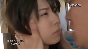 接吻のち中出し孕ませ  あおいれな