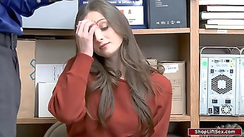 Teen thief fucks officer for her way out