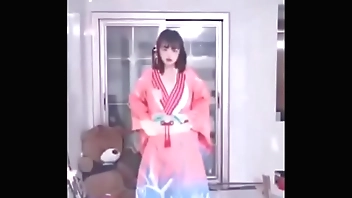 China hot beautiful student naked and masturbate