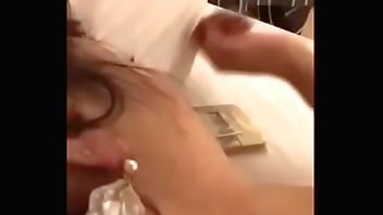 Cô thư ký đi công tác với sếp