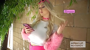 Young blonde Skylar Vox gets trash fucked by online date