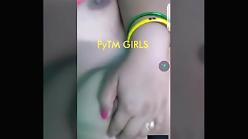 Indian Desi aunty showing boobs pussy on WhatsApp paytm