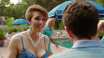 Maggie Gyllenhaal gets banged during a porn shoot in The Deuce S03E08