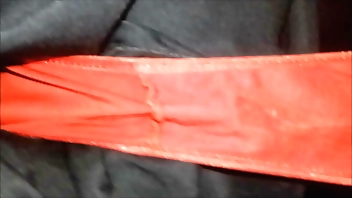 Esposa voltou novamente da rua cheia de porra...