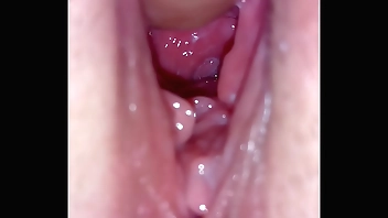 Cận cảnh bên trong lỗ lồn và xuất tinnh