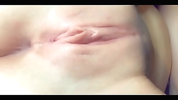 Amateur cumming loudly with vibrator