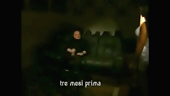 கையடித்த அப்பாவை கண்டு அரிப்பெடுத்து தனது புண்டைய ஓழ்க்க விரித்த மகள் Tamil family Sex