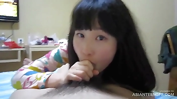Real-life Chinese couple's stolen homemade sex tape