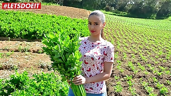 MAMACITAZ - Nasty Latina Knows How To Twerk That Butt - Andreina De Luxe