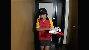 japanese pizza girl 2