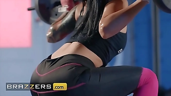 Dirty Masseur - (Katrina Jade, Danny D) - Post Workout Rubdown - Brazzers