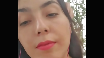 Adventure at the uber.... mimi gets horny strolling down the street asks for an uber and does td with him. bolivianamimi