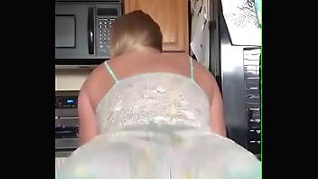 Who is she?? What is her name?