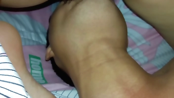 Liếm lồn vợ iu