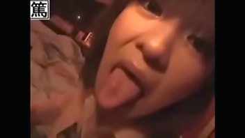 ディルドを舐め回す関西弁の女の子