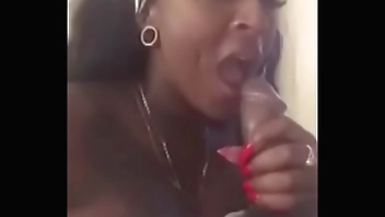 Barbee bandz sucks dick