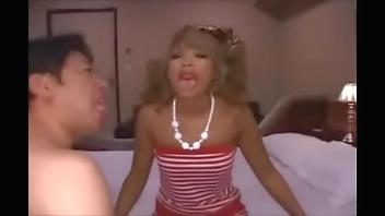 黒ギャルルミカの口内観察