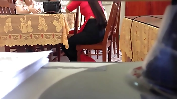 Bị bắt lên Ban Giám hiệu, gặp cô giáo mông ngon, quay tay public và xuất tinh!