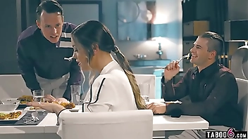 Desperate guy freezes time to have sex with his crush