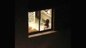 chi gai o biet thu ddd