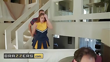 Teens like it BIG - (Gia Derza, Xander Corvus) - Cheeky Cheerleader - Brazzers