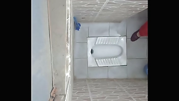 Maid Peeing - Caught On SpyCam