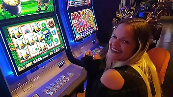 I gave pussy to strangers after winning at Casino in Las Vegas !!! Butt Paty, El Toro De Oro