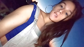 little bitch shows you everything