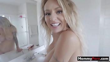 Blonde milf stepmom sends step son her naked pics to fuck him