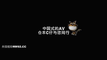 91大神仓本C仔高级丝袜会所极品长靴姐姐 这大长腿可以玩一个月 在地上被草到颤抖不停
