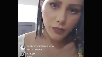 Evaluna neglect gets nipple out live