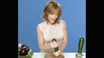 Gillian Anderson - Sex Education