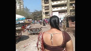 Big ass,broad figure aunty