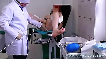 Girl on gyno chair get orgasm