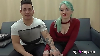 Do you want a pussy, honey? SURPRISE! Monica gives her boyfriend THE GIFT WE ALL WANT FOR CHRISTMAS