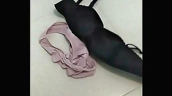 Quay tay voi quan do lot em hang xom bao phê