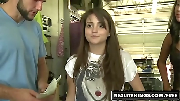 Cute teen (Cara Swank) and her friend share a dick for a lil cash - Reality Kings