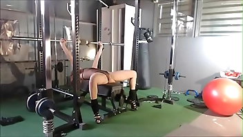 Dutch Olympic Gymnast workout video