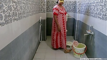 Sexy Hot Indian Bhabhi Dipinitta Taking Shower After Rough Sex