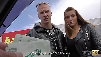 HUNT4K. De cómo compré un joven coño durante mis compras